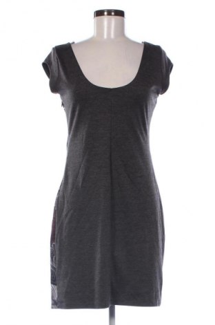 Šaty  Desigual, Veľkosť L, Farba Viacfarebná, Cena  15,95 €