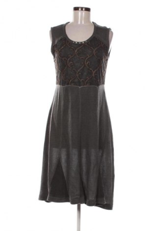 Šaty  Elisa Cavaletti, Velikost M, Barva Šedá, Cena  7 035,00 Kč