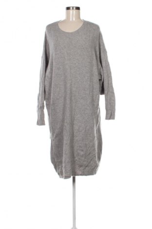 Рокля Esprit, Размер M, Цвят Сив, Цена 13,80 €