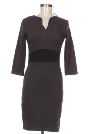 Рокля Esprit, Размер S, Цвят Многоцветен, Цена 3,57 €