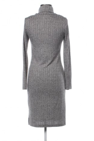 Šaty  F&F, Velikost S, Barva Vícebarevné, Cena  109,00 Kč