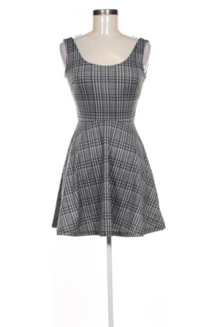 Šaty  Fb Sister, Veľkosť XS, Farba Viacfarebná, Cena  6,95 €