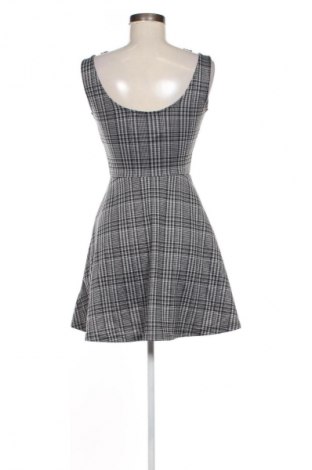 Šaty  Fb Sister, Veľkosť XS, Farba Viacfarebná, Cena  6,95 €
