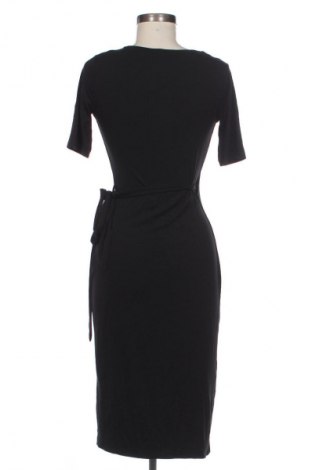 Рокля Forever 21, Размер S, Цвят Черен, Цена 4,83 €