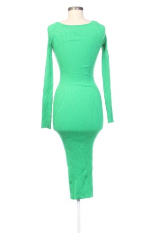 Рокля H&M, Размер XS, Цвят Зелен, Цена 16,82 €