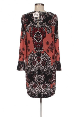 Рокля H&M, Размер M, Цвят Многоцветен, Цена 4,41 €