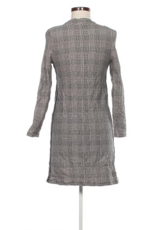 Šaty  H&M Divided, Veľkosť M, Farba Viacfarebná, Cena  3,95 €