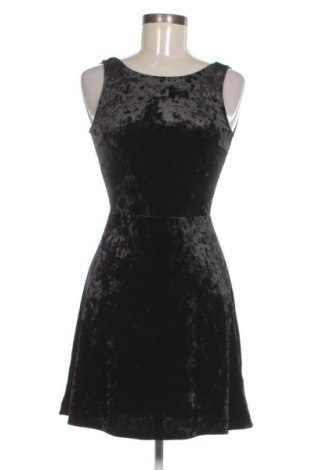 Šaty  H&M Divided, Veľkosť S, Farba Čierna, Cena  5,95 €