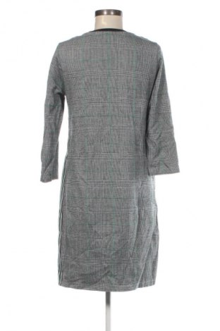 Ruha Hema, Méret M, Szín Sokszínű, Ár 979 Ft