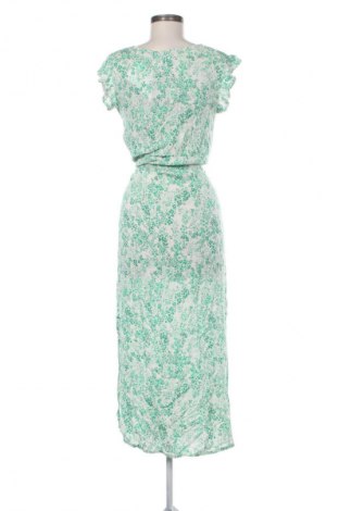 Рокля Ichi, Размер XS, Цвят Многоцветен, Цена 27,09 €