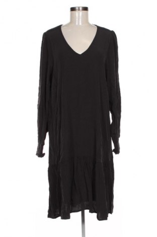 Sukienka Ichi, Rozmiar M, Kolor Czarny, Cena 38,99 zł