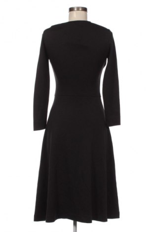 Kleid In Wear, Größe M, Farbe Schwarz, Preis 81,99 €