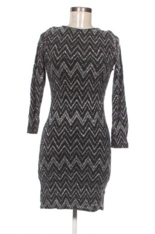 Kleid Kiah, Größe S, Farbe Silber, Preis 5,99 €