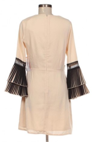 Kleid Little Mistress, Größe M, Farbe Beige, Preis 9,81 €