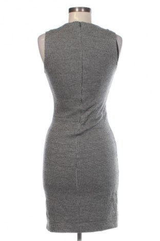 Рокля Mango, Размер S, Цвят Многоцветен, Цена 3,57 €