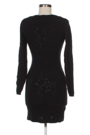 Sukienka Mango, Rozmiar S, Kolor Czarny, Cena 54,99 zł