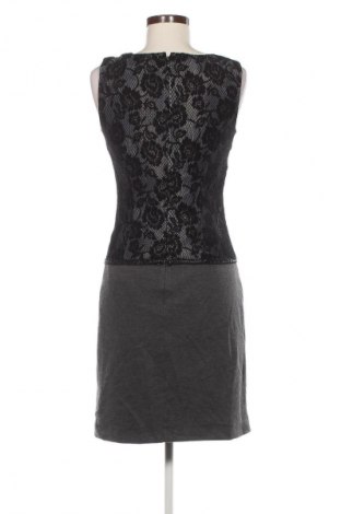 Sukienka More & More, Rozmiar S, Kolor Kolorowy, Cena 8,99 zł