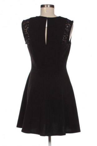 Ruha Naf Naf, Méret M, Szín Fekete, Ár 5 109 Ft