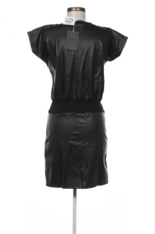 Φόρεμα Numinou, Μέγεθος S, Χρώμα Μαύρο, Τιμή 23,99 €