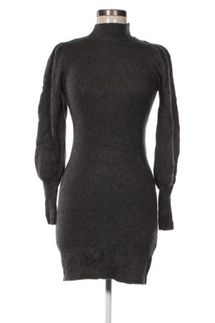 Рокля ONLY, Размер XS, Цвят Сив, Цена 3,57 €