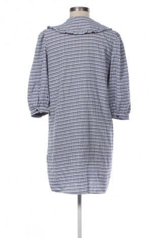 Рокля ONLY, Размер S, Цвят Многоцветен, Цена 4,60 €