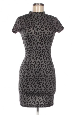 Kleid Pink Woman, Größe S, Farbe Mehrfarbig, Preis € 4,99