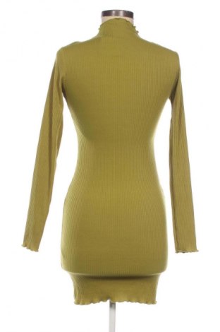 Рокля Primark, Размер M, Цвят Зелен, Цена 7,15 €