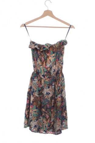 Sukienka Pull&Bear, Rozmiar S, Kolor Kolorowy, Cena 43,99 zł