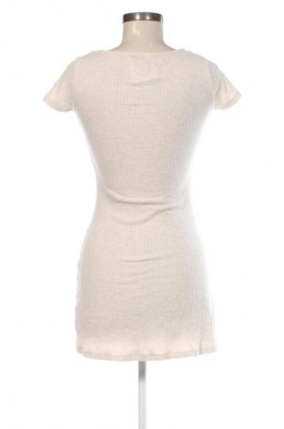 Рокля Pull&Bear, Размер S, Цвят Бежов, Цена 3,06 €
