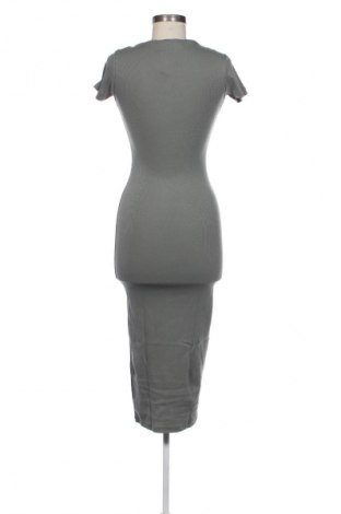 Šaty  Pull&Bear, Velikost S, Barva Zelená, Cena  189,00 Kč