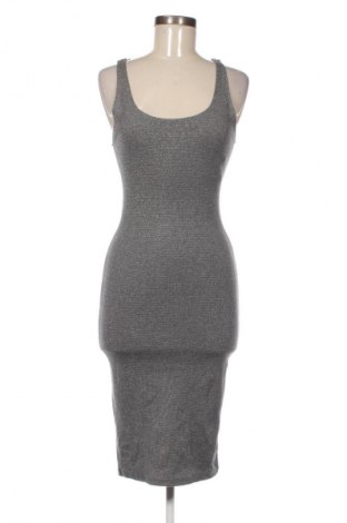 Šaty  Pull&Bear, Veľkosť L, Farba Sivá, Cena  10,95 €