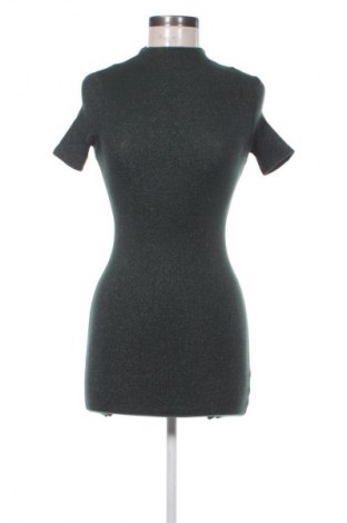 Šaty  Pull&Bear, Velikost S, Barva Zelená, Cena  149,00 Kč