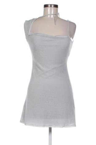 Рокля Reclaimed Vintage, Размер S, Цвят Сребрист, Цена 5,11 €