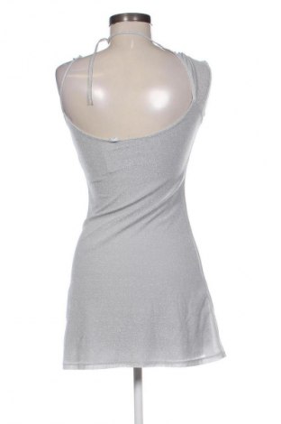 Рокля Reclaimed Vintage, Размер S, Цвят Сребрист, Цена 5,11 €