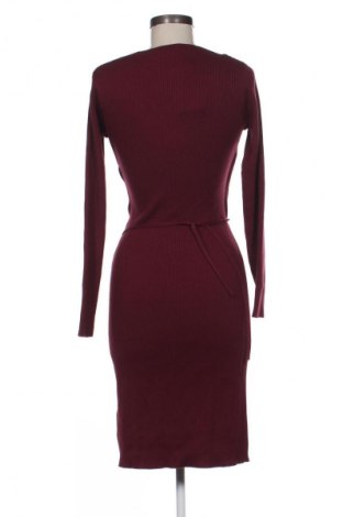 Рокля Reserved, Размер M, Цвят Червен, Цена 16,36 €