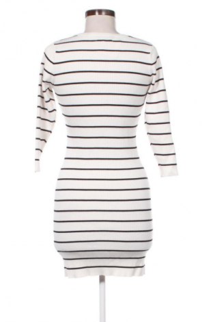 Šaty  Reserved, Velikost L, Barva Vícebarevné, Cena  149,00 Kč