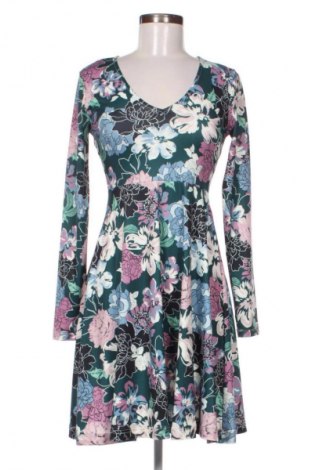 Šaty  Reserved, Velikost S, Barva Vícebarevné, Cena  109,00 Kč