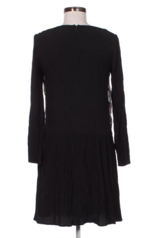 Рокля Reserved, Размер M, Цвят Многоцветен, Цена 8,18 €