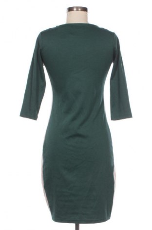 Рокля Reserved, Размер M, Цвят Многоцветен, Цена 5,11 €