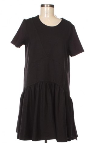 Рокля Reserved, Размер M, Цвят Черен, Цена 7,66 €