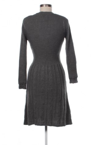Šaty  Rivers, Velikost M, Barva Šedá, Cena  179,00 Kč