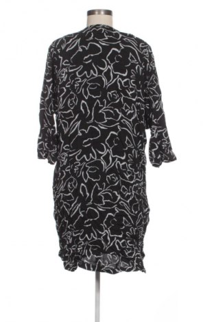 Šaty  S.Oliver, Velikost L, Barva Vícebarevné, Cena  289,00 Kč