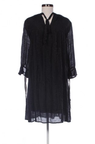 Šaty  S.Oliver, Velikost M, Barva Černá, Cena  696,00 Kč