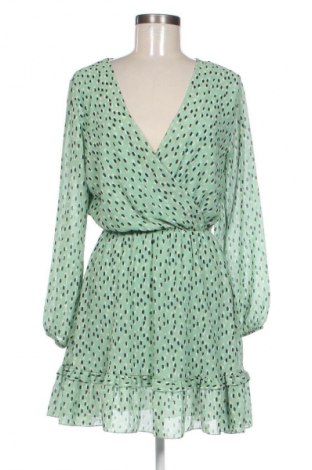 Sukienka Sassy Classy, Rozmiar M, Kolor Zielony, Cena 89,99 zł