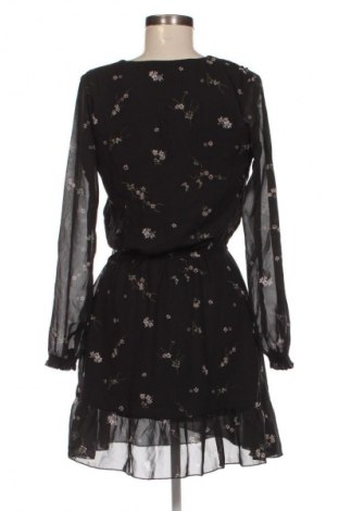 Рокля Sinsay, Размер XS, Цвят Многоцветен, Цена 4,09 €