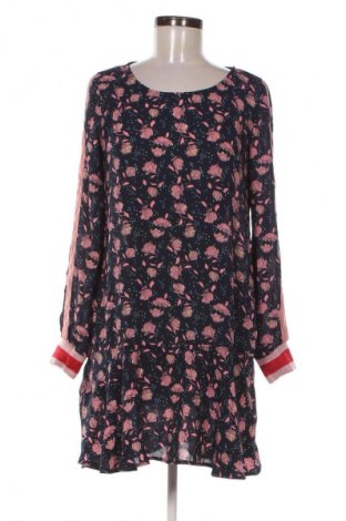 Рокля Sinsay, Размер M, Цвят Многоцветен, Цена 7,66 €
