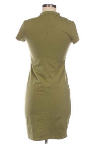 Рокля Sinsay, Размер M, Цвят Зелен, Цена 9,20 €