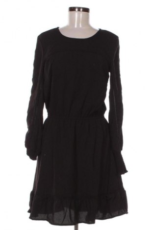 Sukienka Sinsay, Rozmiar M, Kolor Czarny, Cena 14,99 zł