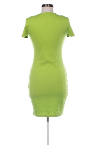 Sukienka Sinsay, Rozmiar M, Kolor Zielony, Cena 40,99 zł