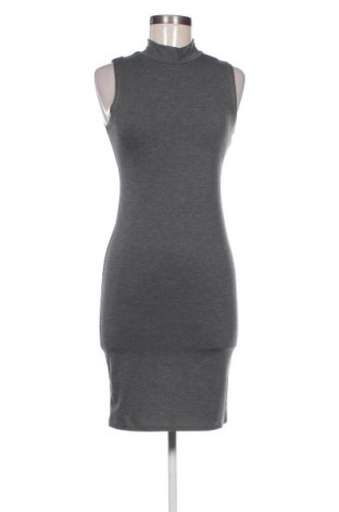 Рокля Square, Размер S, Цвят Сив, Цена 2,04 €